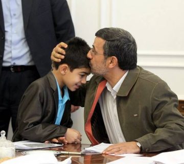 تصاویر دیدار صمیمانه دکتر احمدی نژاد با متین آشنا